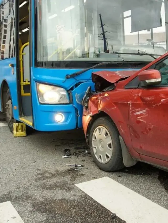 Bus Accident Attorney | A1 Accident Lawyer